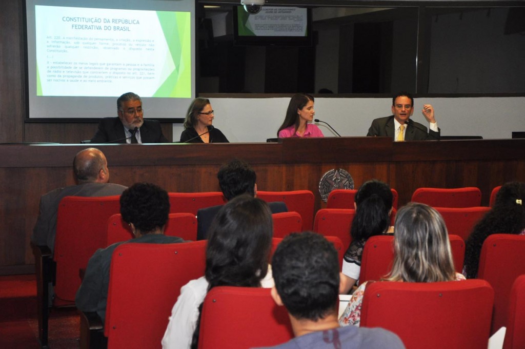 Seminário do Procon-MG discute direitos da infância e regulação da comunicação mercadológica